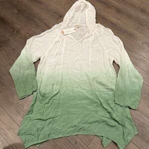 Earthbound Ombre Lightweight Hoodie Size Medium NWT